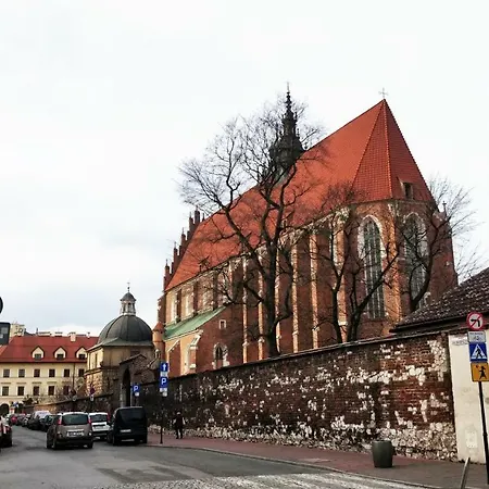 Garden By Jewish Quarter *